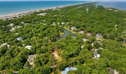 Photo #4 of 117 White Ash, Pine Knoll Shores, NC 0.3 acres