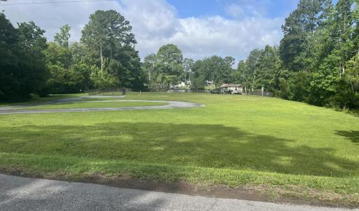 Photo #2 of 609 Creekwood, Trent Woods, NC 1.1 acres