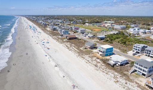 Photo #8 of 4919 Beach, Oak Island, NC 0.4 acres
