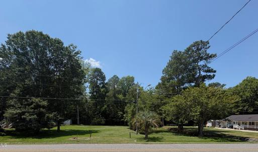 Photo #2 of Near 2072 Waccamaw Shores, Lake Waccamaw, NC 0.4 acres