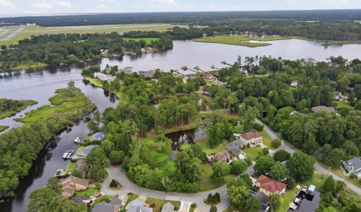 Photo #13 of 2409 Turtle Bay, New Bern, NC 0.6 acres