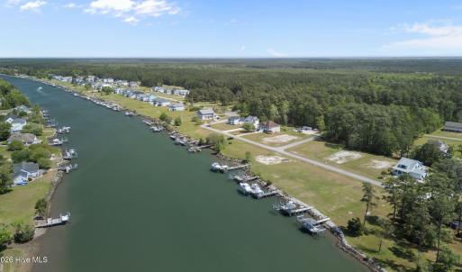 Photo #6 of 110 Waterway, Beaufort, NC 0.7 acres
