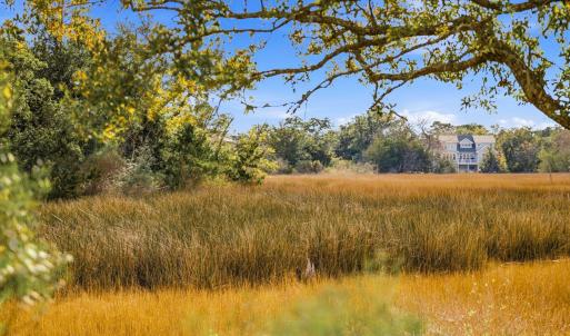 Photo #4 of 1408 Marsh Cove, Wilmington, NC 0.7 acres