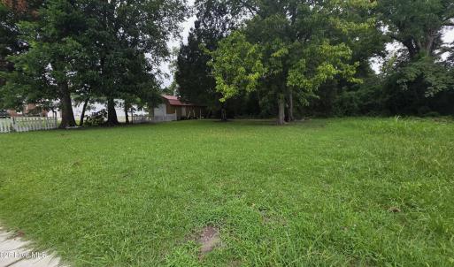 Photo #3 of 420 Respess, Washington, NC 0.1 acres