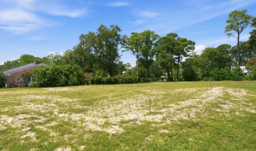 Photo #11 of 1702 Fairway, Wilmington, NC 0.5 acres