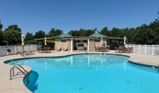 Shine Landing Pool 2