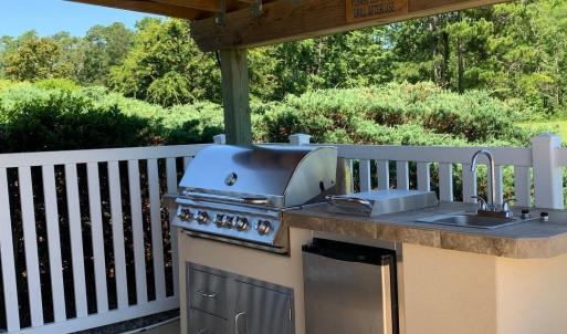 S L Outdoor Kitchen