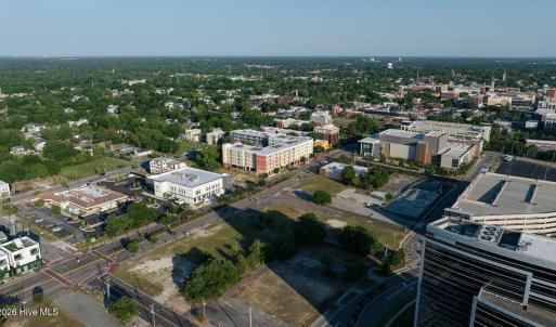 Photo #5 of 817 4th, Wilmington, NC 0.8 acres