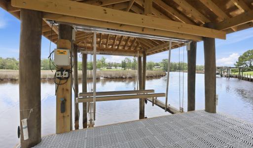 Photo #3 of 254 White Oak Bluff, Stella, NC 1.1 acres