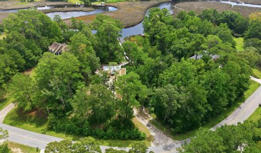Photo #9 of 254 White Oak Bluff, Stella, NC 1.1 acres