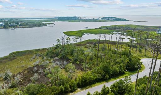 Photo #3 of 211 Leeward, Beaufort, NC 0.7 acres