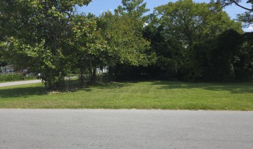 Photo #1 of 824 Chapman, New Bern, NC 0.1 acres
