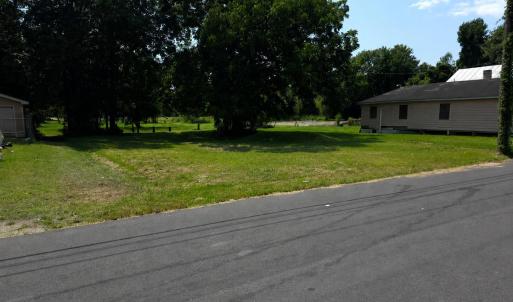 Photo #3 of 1221 Main, New Bern, NC 0.1 acres