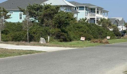 Photo #4 of 608 Dolphin, Oak Island, NC 0.2 acres
