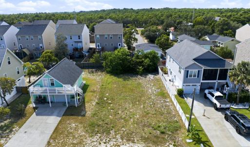 Photo #1 of 817 Kenneth, Carolina Beach, NC 0.1 acres