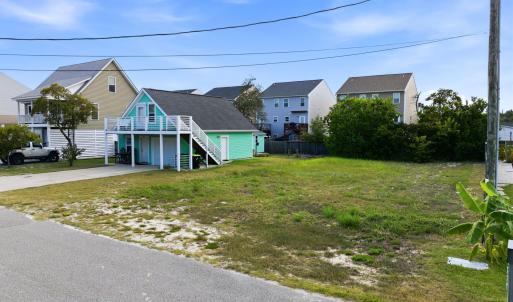 Photo #3 of 817 Kenneth, Carolina Beach, NC 0.1 acres