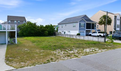 Photo #4 of 817 Kenneth, Carolina Beach, NC 0.1 acres