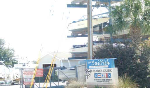Scotts Hill Marina