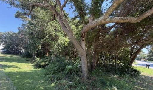 Photo #4 of 106 Mimosa, Pine Knoll Shores, NC 0.3 acres
