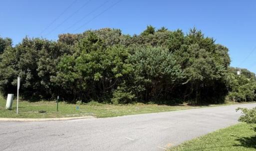 Photo #3 of 106 Mimosa, Pine Knoll Shores, NC 0.3 acres