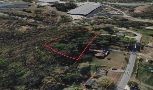 Photo #4 of 3003 Oakcrest, High Point, NC 0.9 acres