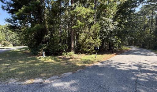 Photo #2 of 3-17 Bay Circle, McCormick, SC 0.3 acres
