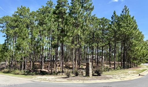 Photo #1 of 10 Cumberland, Pinehurst, NC 1.0 acres