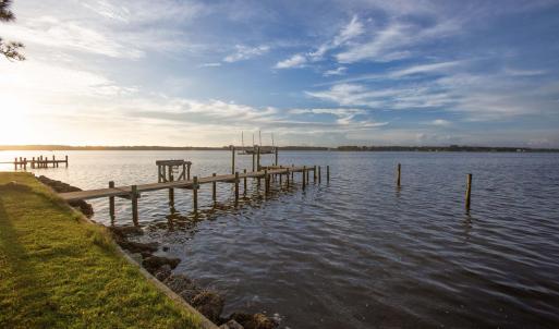 Photo #4 of 235 Myrtlewood, Bayboro, NC 0.8 acres