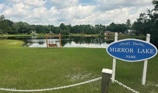 Mirror Lake Park
