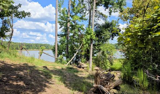 Photo #1 of 119 Waters Edge, McCormick, SC 0.5 acres