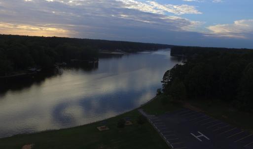 Beautiful Lake Royale!