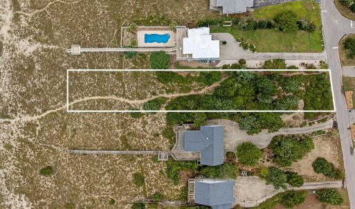 Vacant lot on Wyndtree Dr