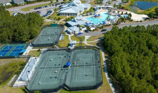 Seaside Club raquet sports