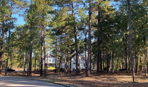 1 Kenilwood Court