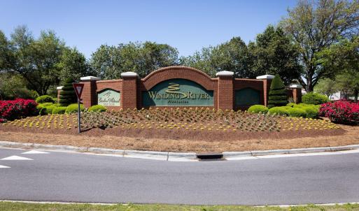 90_WindingRiverPlantation