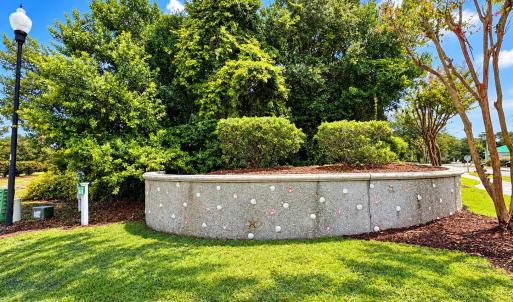Sunny Shell-Decorated Garden Entrance