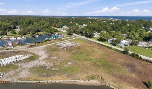 7-web-or-mls-1300 Marshallberg 005