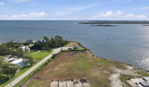 10-web-or-mls-1300 Marshallberg 008