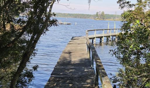 009 Dock close View 1