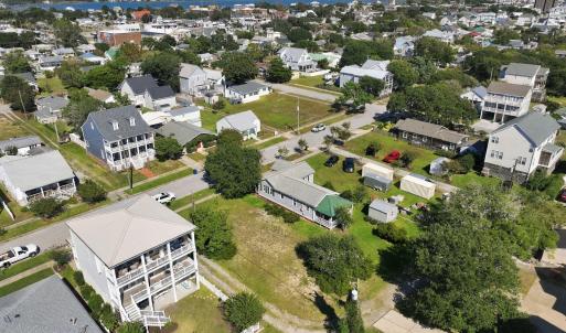 6-web-or-mls-1409 Shackleford St 004