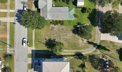 4-web-or-mls-1409 Shackleford St 002