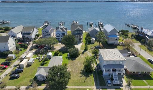 11-web-or-mls-1409 Shackleford St 009