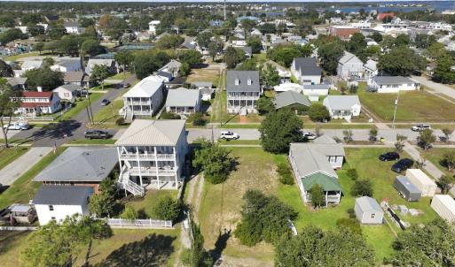 7-web-or-mls-1409 Shackleford St 005