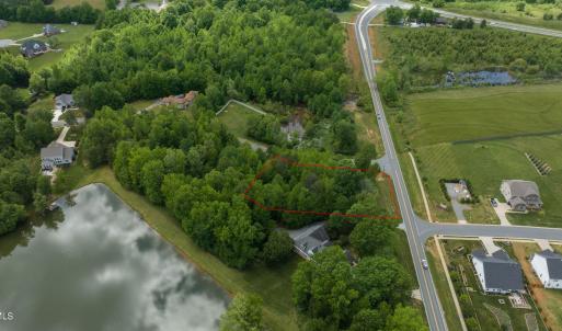 6-web-or-mls-464 W Lake Trail-6
