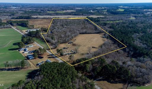 3-web-or-mls-Lot Lines