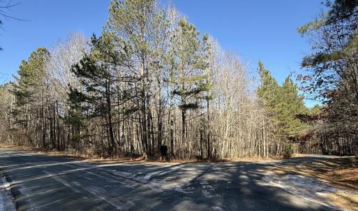 Henry Ct is a dead end
