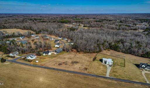 7496 Strader Road Summerfield-large-010-