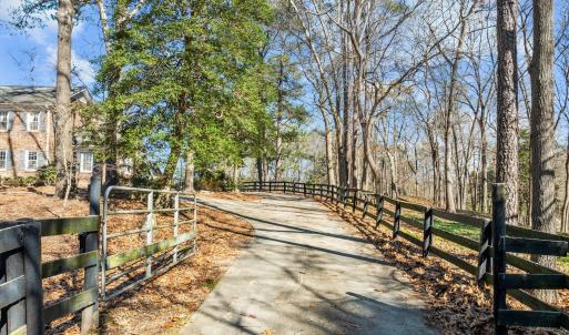 Buffaloe Rd
