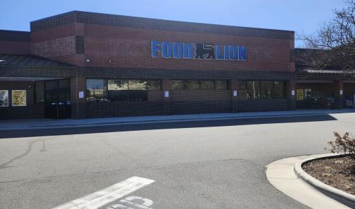 Six Forks Station shopping Center (10)