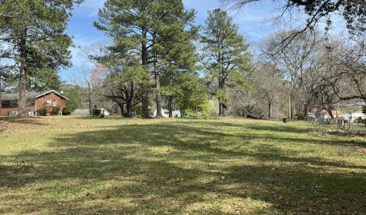 644_back_lot_sunnybrook
